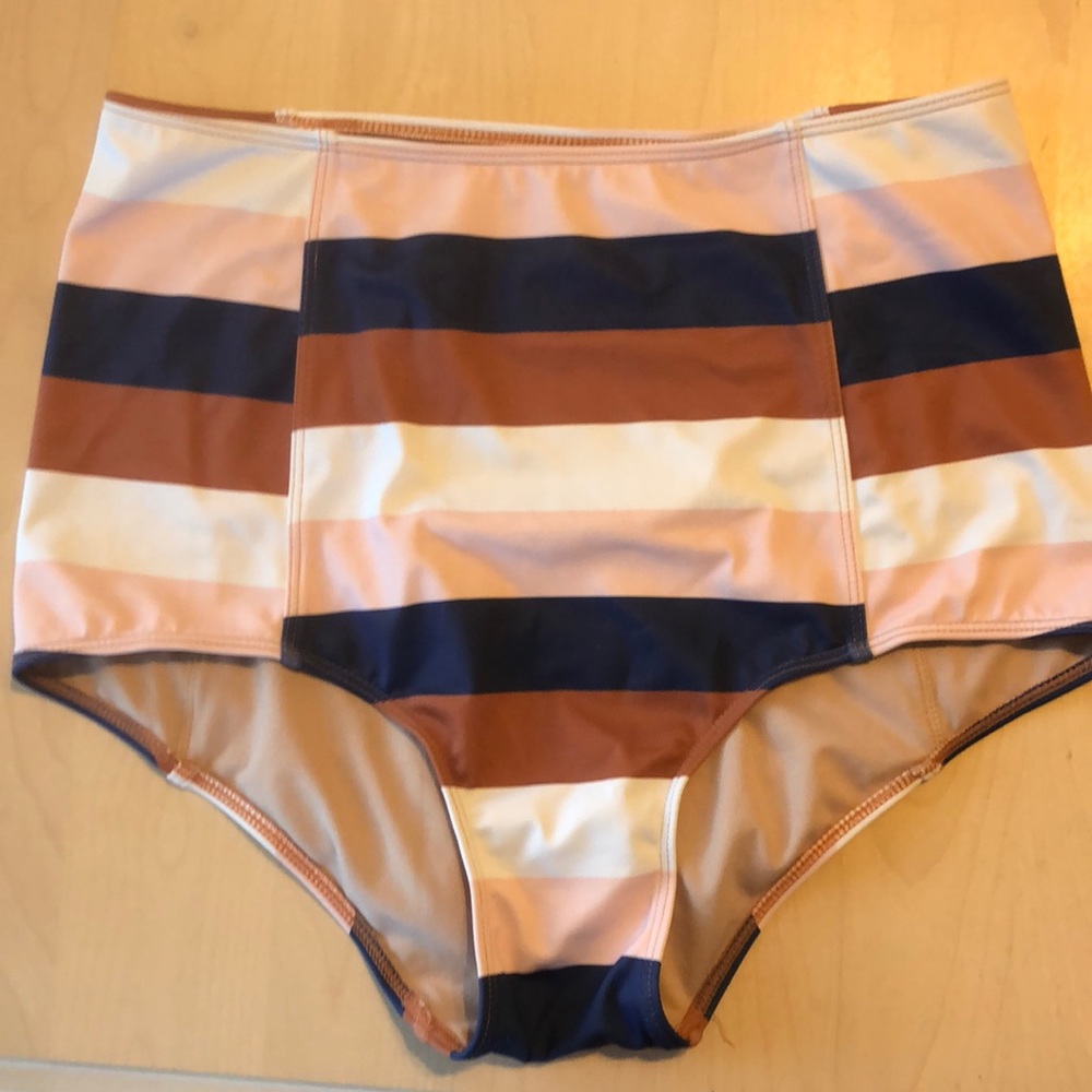 Small Striped Kortni Jeane Bottoms